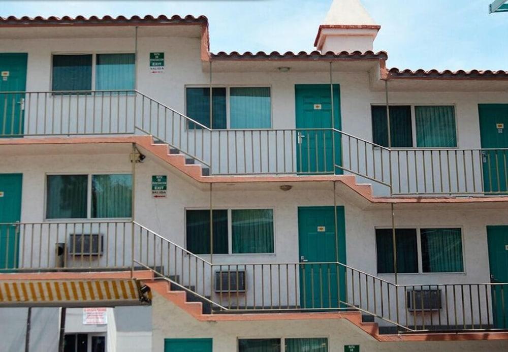 R INN de TJ Tijuana Exterior foto